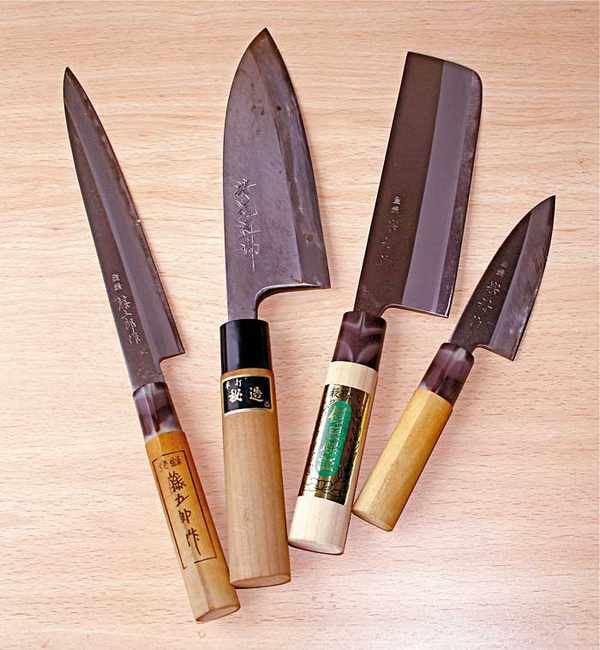 Cuchillos y utensilios de la cocina japonesa